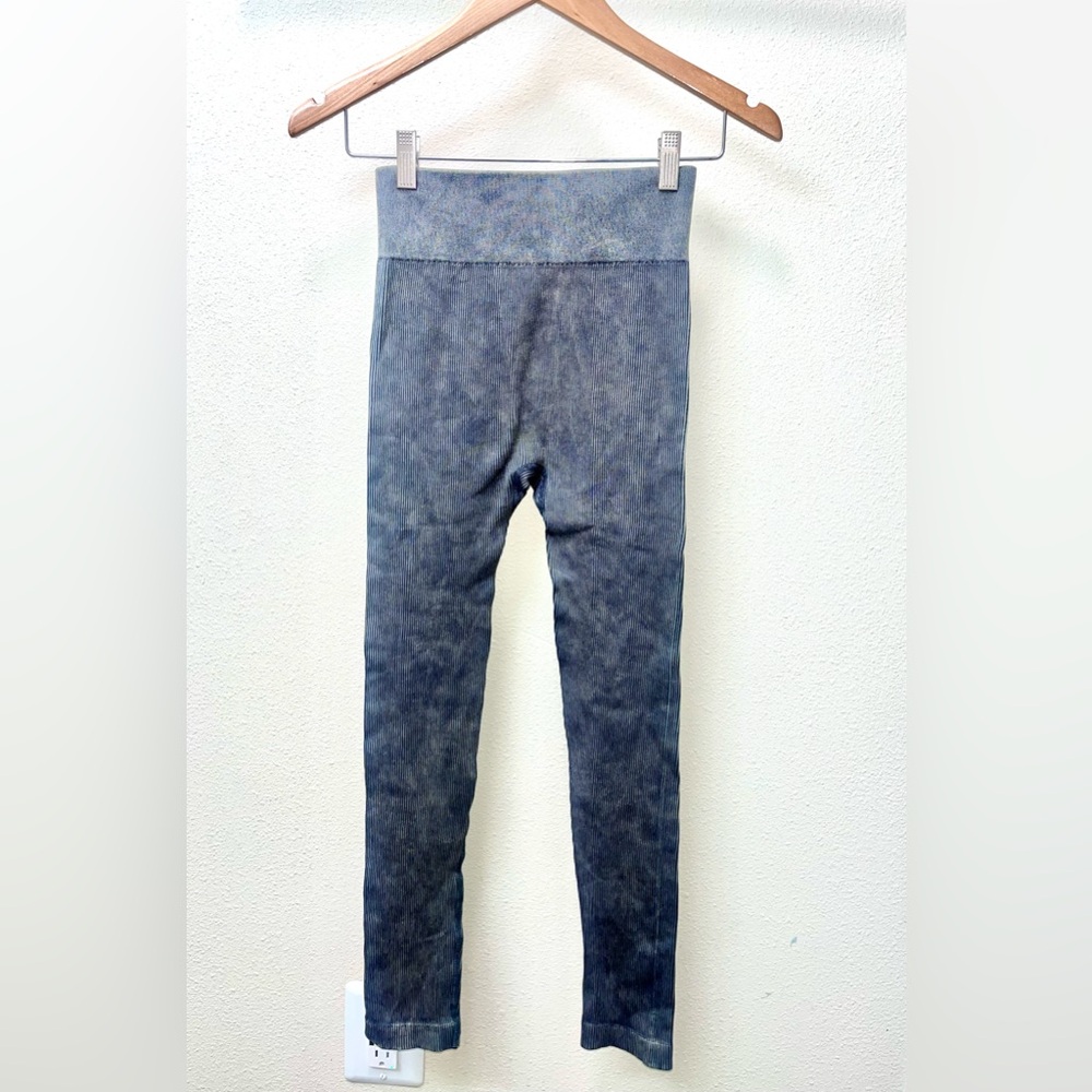 Mono B Army green Jacquard Ribbed leggings